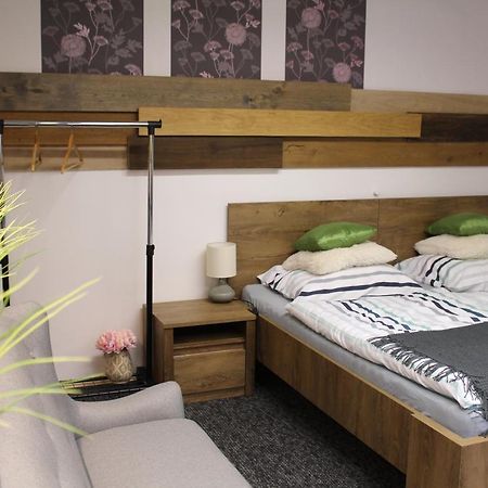 Apartmany Caffe & Grill Roudnice nad Labem Luaran gambar